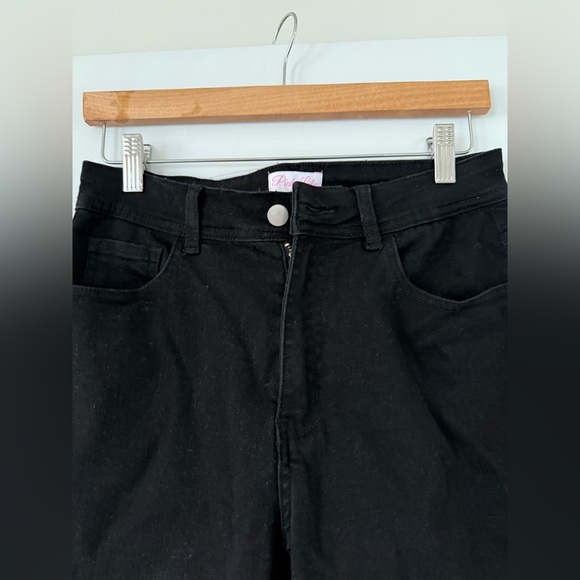 NWOT - Pink Lily - Black Raw Hem Flare Jeans - Size 27 - Picture 4 of 7